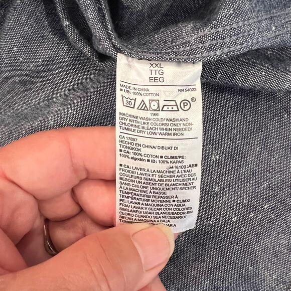 Old Navy Men's Denim Blue Chambray Slim Fit Button Short Sleeve Shirt - SIZE XXL - Picture 4 of 6